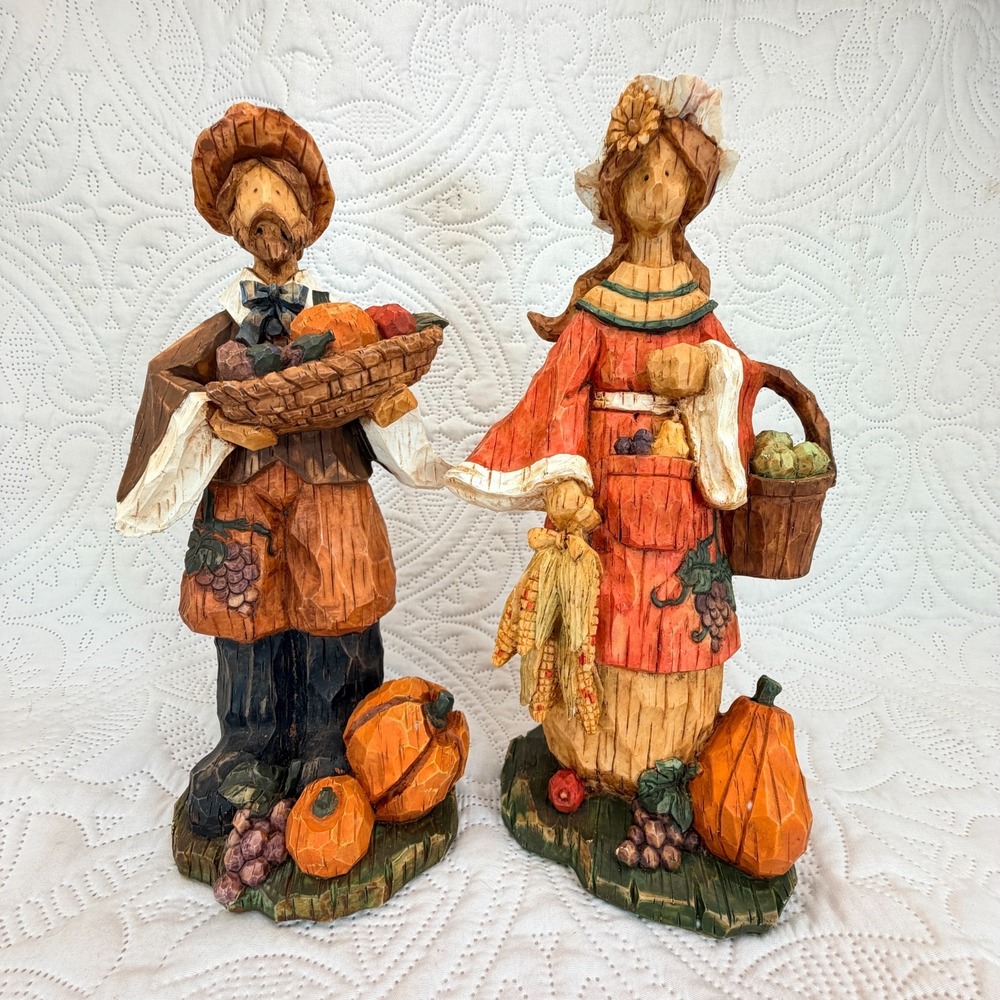 Ganz Thanksgiving Pilgrim Mother and Father Harvest Centerpiece Figurine 12" VTG